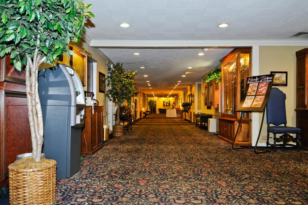 Best Western Lafayette Executive Plaza Exterior foto